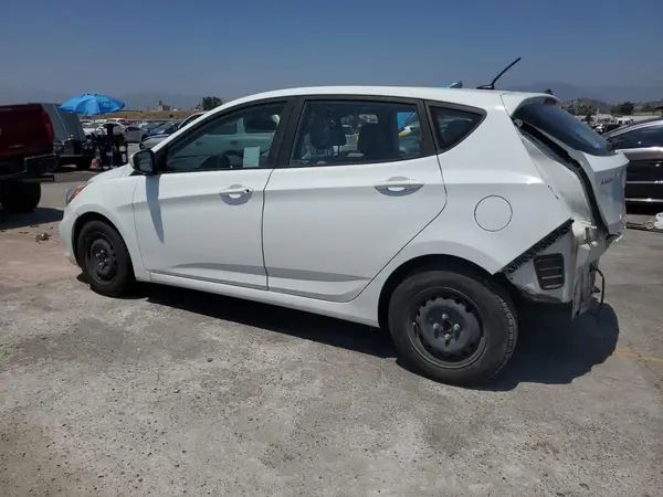 KMHCT5AE2GU277081 2016 HYUNDAI ACCENT - Image 2