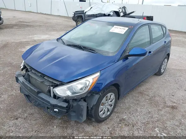 KMHCT5AE2HU301008 2017 HYUNDAI ACCENT - Image 2