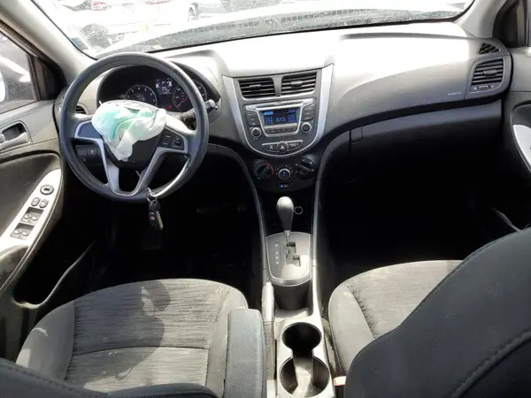 KMHCT5AE2HU301591 2017 HYUNDAI ACCENT - Image 8