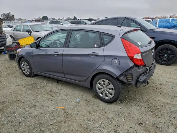 KMHCT5AE2HU311831 2017 HYUNDAI ACCENT - Image 2