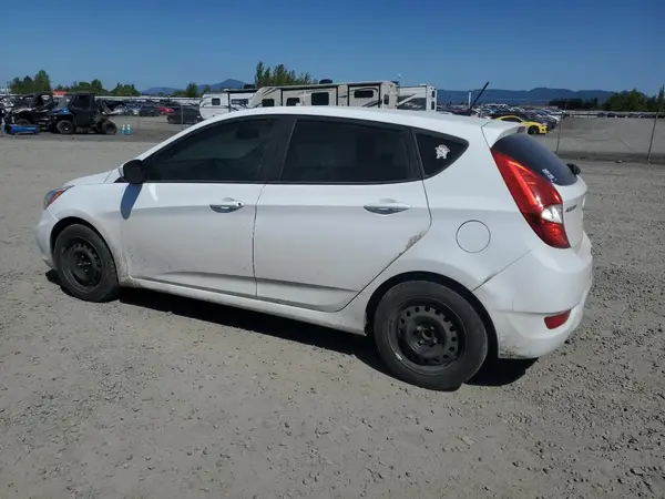 KMHCT5AE2HU311988 2017 HYUNDAI ACCENT - Image 2