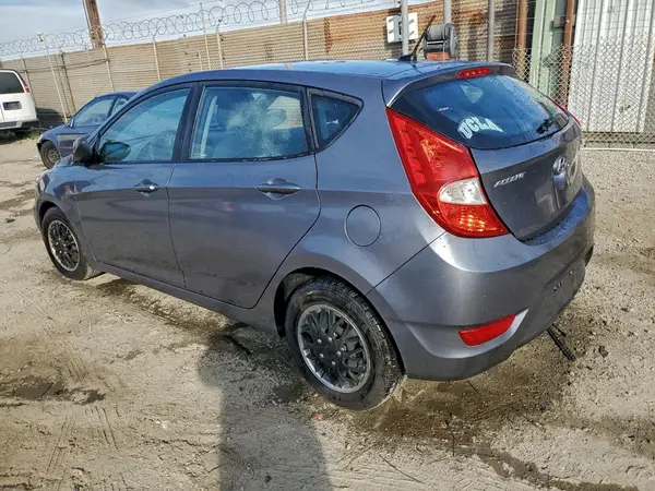 KMHCT5AE2HU319931 2017 HYUNDAI ACCENT - Image 2