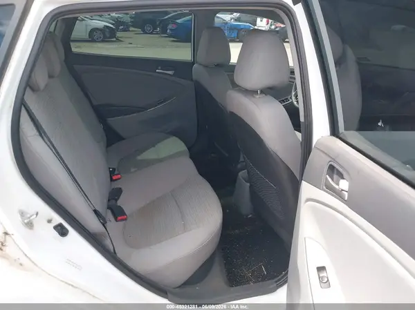 KMHCT5AE2HU324952 2017 HYUNDAI ACCENT - Image 8