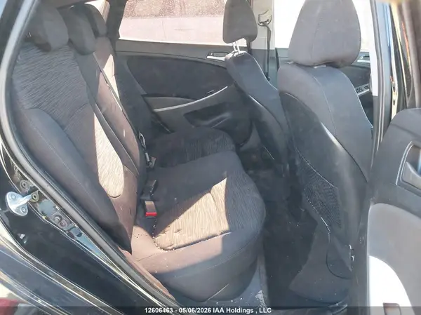 KMHCT5AE2HU331836 2017 HYUNDAI ACCENT - Image 8