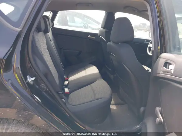 KMHCT5AE2HU332940 2017 HYUNDAI ACCENT - Image 8