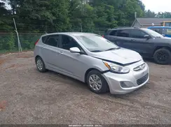 KMHCT5AE2HU335594 2017 HYUNDAI ACCENT