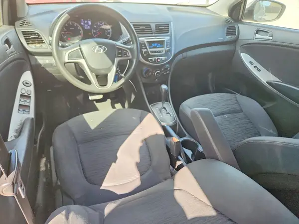KMHCT5AE2HU337863 2017 HYUNDAI ACCENT - Image 8