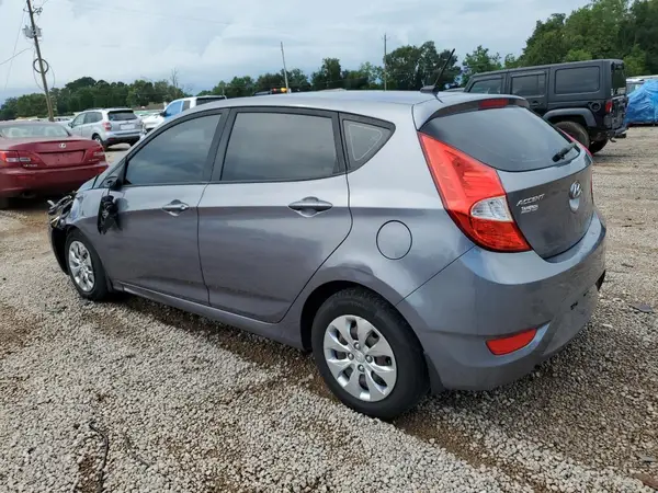 KMHCT5AE2HU344909 2017 HYUNDAI ACCENT - Image 2