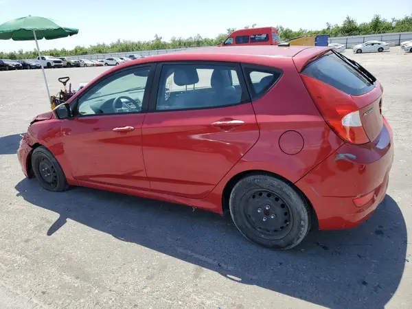 KMHCT5AE2HU348622 2017 HYUNDAI ACCENT - Image 2