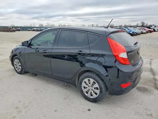KMHCT5AE2HU364206 2017 HYUNDAI ACCENT - Image 2
