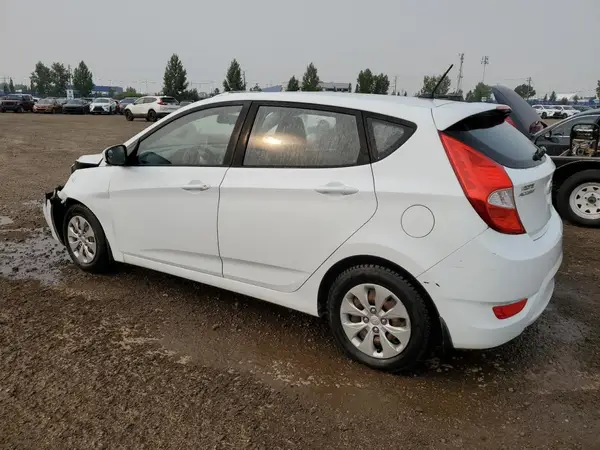 KMHCT5AE3GU238063 2016 HYUNDAI ACCENT - Image 2