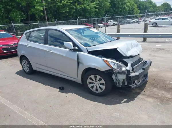 KMHCT5AE3GU242307 2016 HYUNDAI ACCENT - Image 1