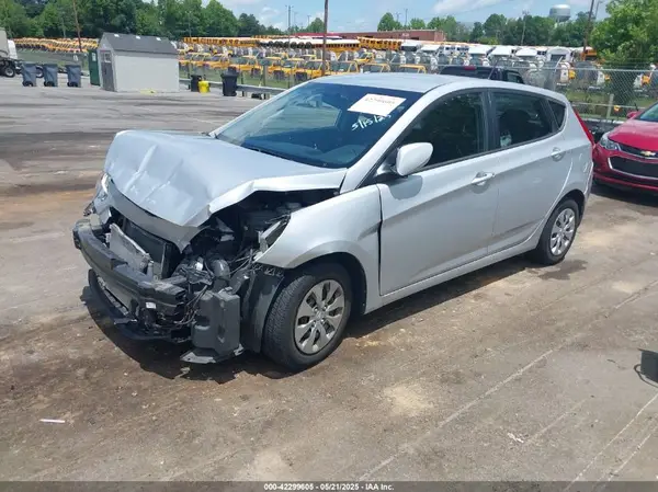 KMHCT5AE3GU242307 2016 HYUNDAI ACCENT - Image 2
