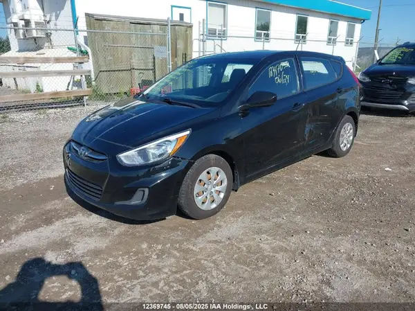 KMHCT5AE3GU245269 2016 HYUNDAI ACCENT - Image 2