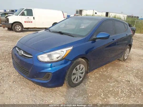KMHCT5AE3GU247930 2016 HYUNDAI ACCENT - Image 2