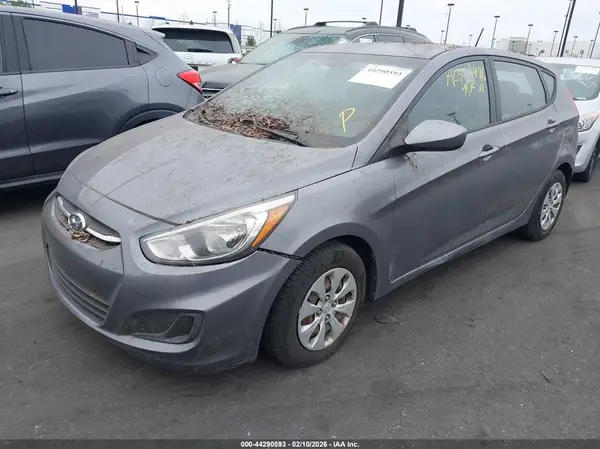 KMHCT5AE3GU250083 2016 HYUNDAI ACCENT - Image 2