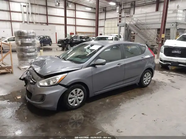 KMHCT5AE3GU252898 2016 HYUNDAI ACCENT - Image 2
