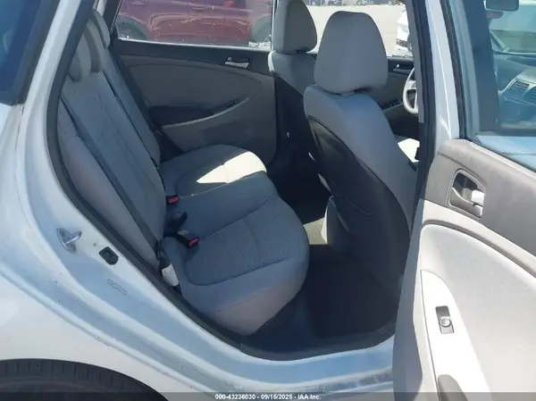 KMHCT5AE3GU253971 2016 HYUNDAI ACCENT - Image 8