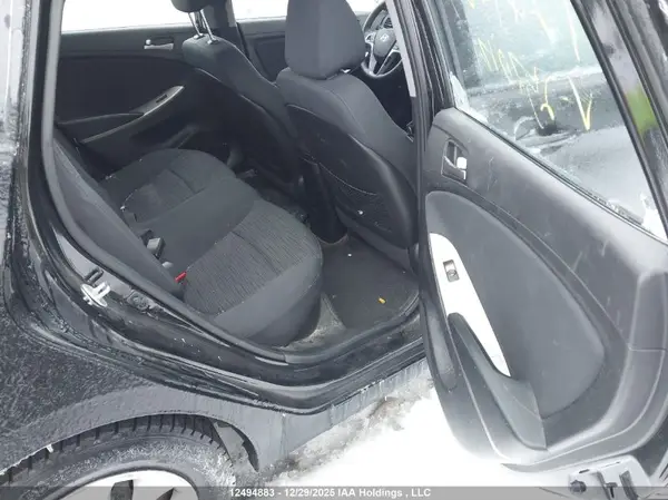 KMHCT5AE3GU257017 2016 HYUNDAI ACCENT - Image 8