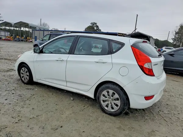 KMHCT5AE3GU260032 2016 HYUNDAI ACCENT - Image 2