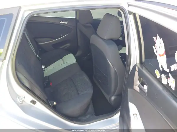 KMHCT5AE3GU268809 2016 HYUNDAI ACCENT - Image 8