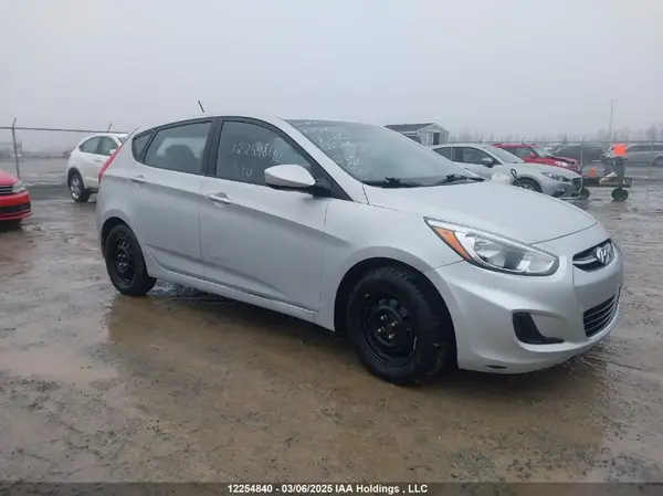 KMHCT5AE3GU268941 2016 HYUNDAI ACCENT - Image 1