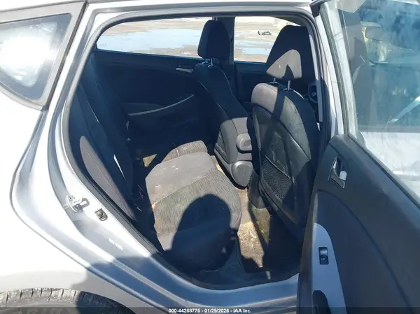 KMHCT5AE3GU274027 2016 HYUNDAI ACCENT - Image 8