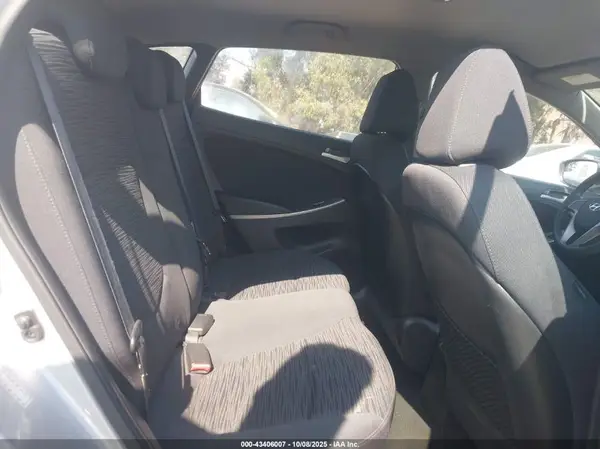 KMHCT5AE3GU274884 2016 HYUNDAI ACCENT - Image 8