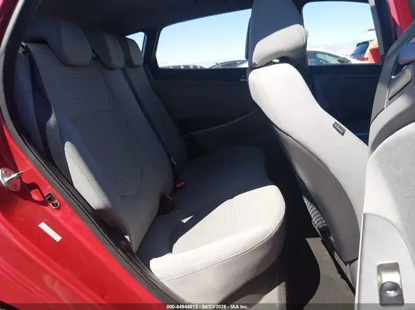 KMHCT5AE3GU283911 2016 HYUNDAI ACCENT - Image 8