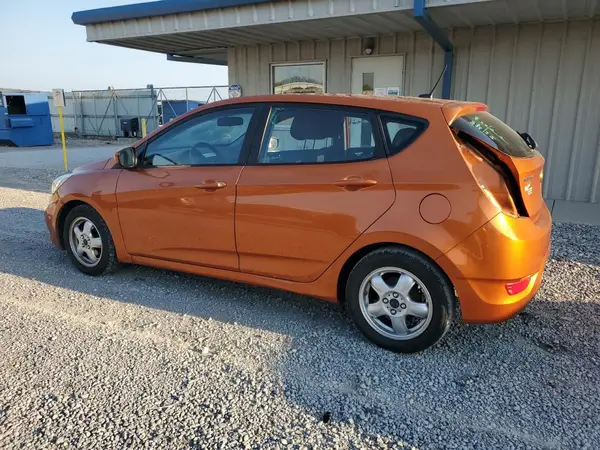 KMHCT5AE3HU299060 2017 HYUNDAI ACCENT - Image 2