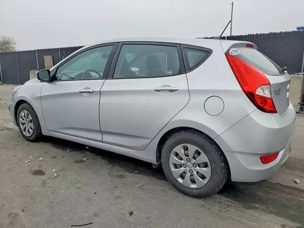 KMHCT5AE3HU300837 2017 HYUNDAI ACCENT - Image 2