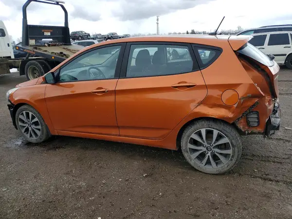 KMHCT5AE3HU308775 2017 HYUNDAI ACCENT - Image 2