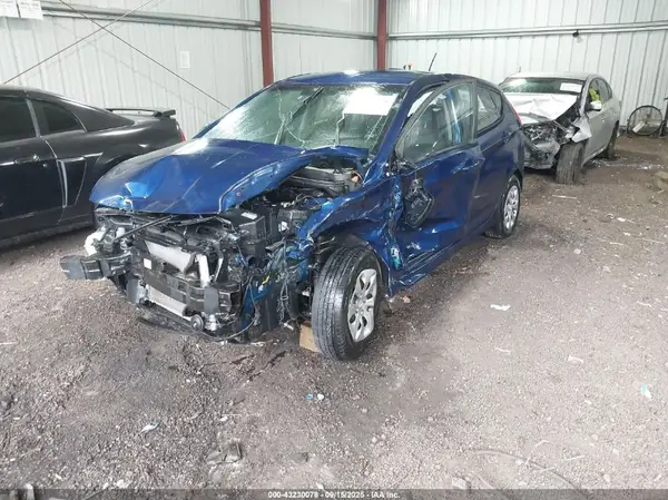 KMHCT5AE3HU311675 2017 HYUNDAI ACCENT - Image 2