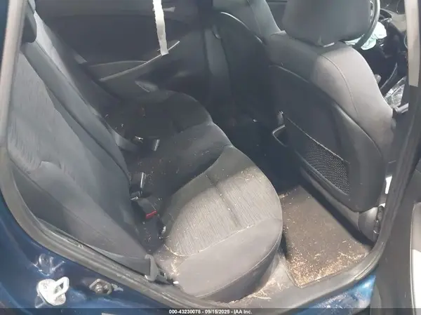 KMHCT5AE3HU311675 2017 HYUNDAI ACCENT - Image 8
