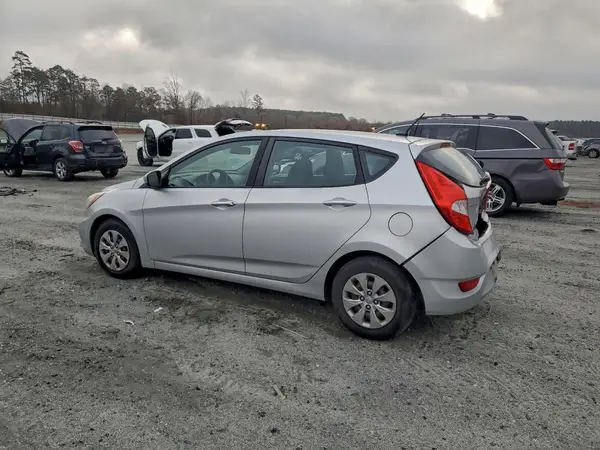 KMHCT5AE3HU315614 2017 HYUNDAI ACCENT - Image 2