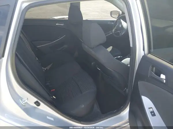 KMHCT5AE3HU321106 2017 HYUNDAI ACCENT - Image 8