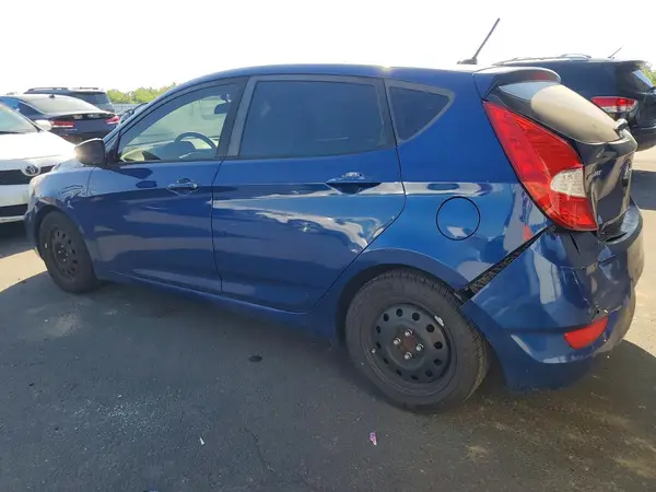 KMHCT5AE3HU326323 2017 HYUNDAI ACCENT - Image 2