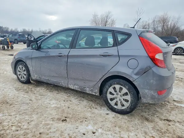 KMHCT5AE3HU327410 2017 HYUNDAI ACCENT - Image 2