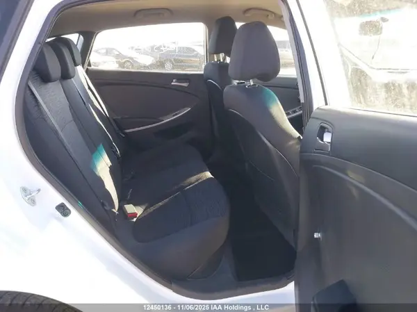 KMHCT5AE3HU333398 2017 HYUNDAI ACCENT - Image 8