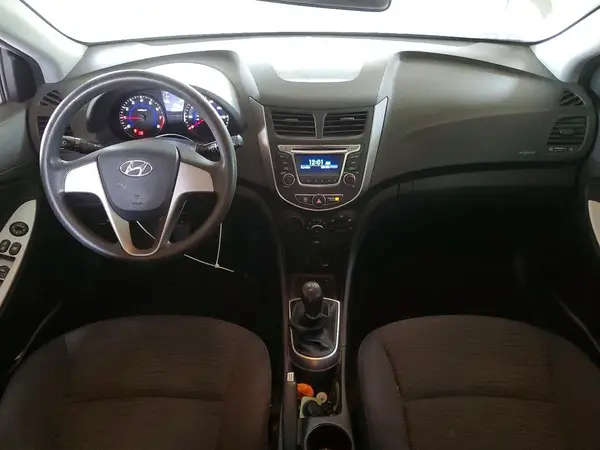 KMHCT5AE3HU336057 2017 HYUNDAI ACCENT - Image 8
