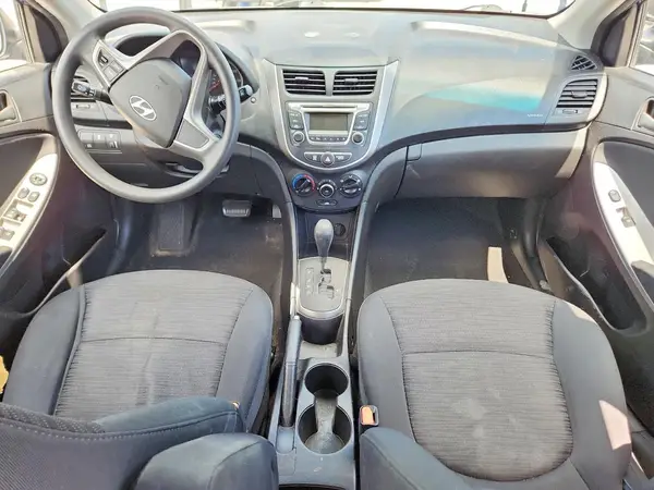 KMHCT5AE3HU346572 2017 HYUNDAI ACCENT - Image 8