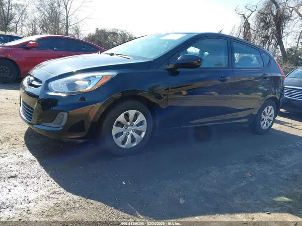 KMHCT5AE3HU347656 2017 HYUNDAI ACCENT - Image 2