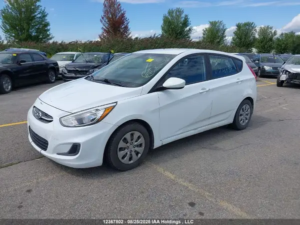 KMHCT5AE3HU352792 2017 HYUNDAI ACCENT - Image 2