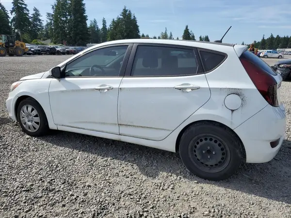 KMHCT5AE4GU241084 2016 HYUNDAI ACCENT - Image 2
