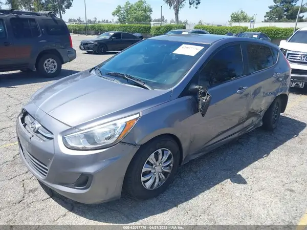 KMHCT5AE4GU251193 2016 HYUNDAI ACCENT - Image 2