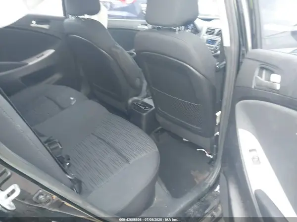 KMHCT5AE4GU251470 2016 HYUNDAI ACCENT - Image 8