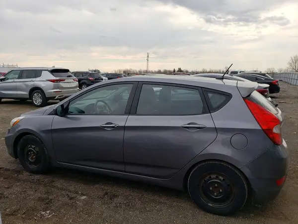 KMHCT5AE4GU256104 2016 HYUNDAI ACCENT - Image 2