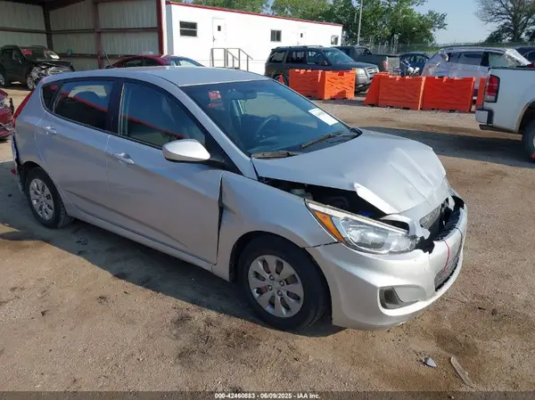 KMHCT5AE4GU260489 2016 HYUNDAI ACCENT - Image 1