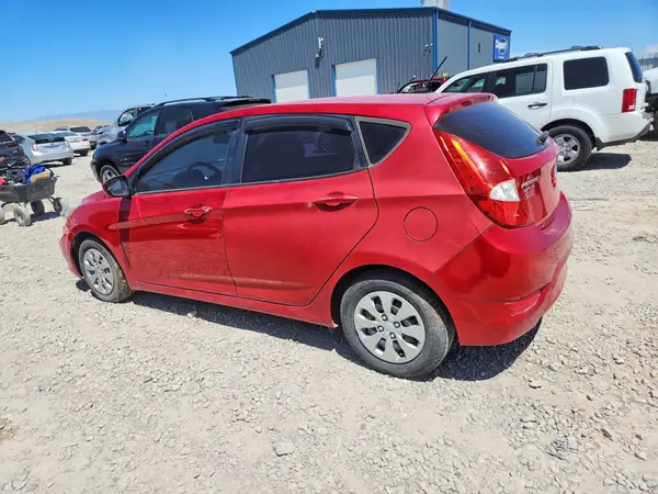 KMHCT5AE4GU261187 2016 HYUNDAI ACCENT - Image 2