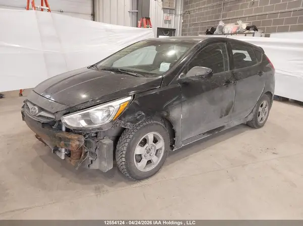 KMHCT5AE4GU261688 2016 HYUNDAI ACCENT - Image 2